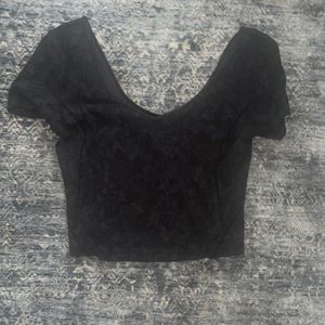 Black align top with sleeves